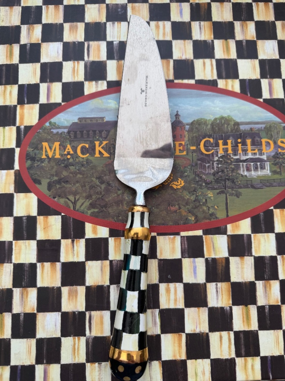 Mackenzie Childs COURTLY CHECK Ceramic w/Stainless Steel BENT PIE SERVER